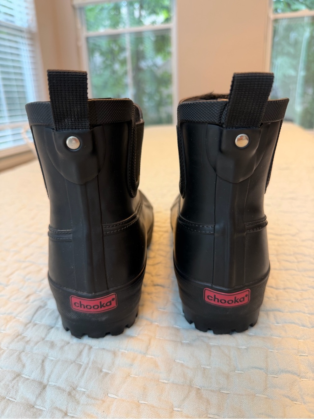 Chooka Ladies Chelsea Rain Boot Black Orange Accent Fleece Lined Lug Sole Size 6